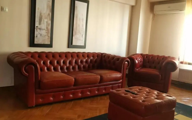 APARTAMENT CENTRAL 2 CAMERE cu CENTRALA