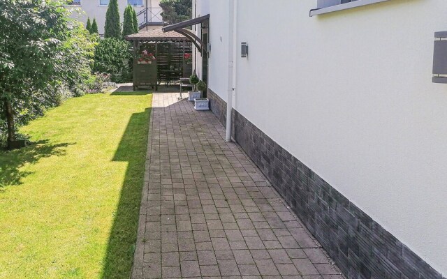 Beautiful Apartment in Kamien Pomorski With Wifi and 3 Bedrooms