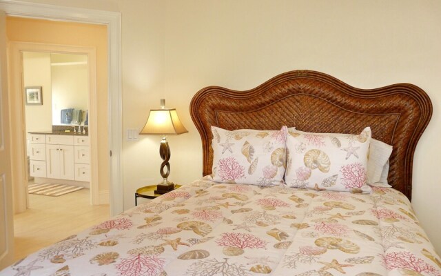 Pet-friendly Waterfront Home With Heated Pool and spa