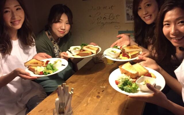 Heart Hostel and Diner