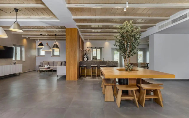 Salvia Areopolis All-Suite Hotel