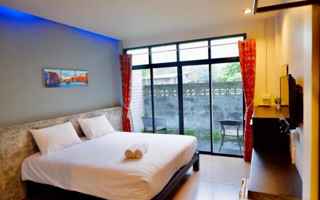 Loma Place Hotel