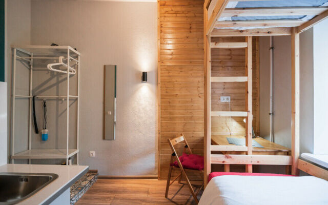 Hostel Terrace 10L