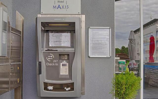Hotel Maxis