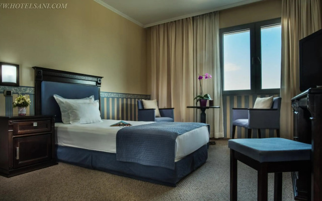 Hotel Sani