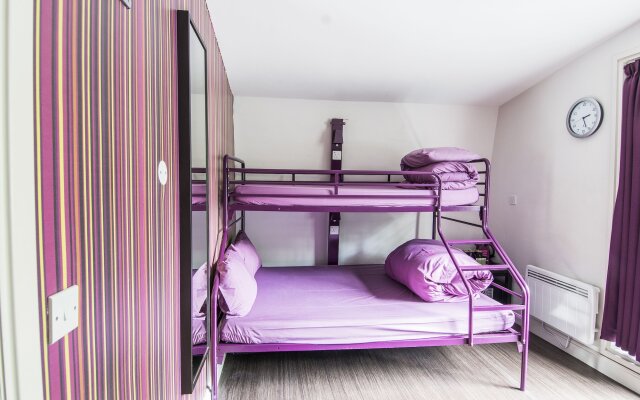 Safestay London Kensington Holland Park
