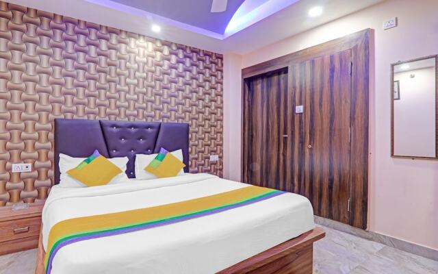Itsy Hotels Royal Galaxy - 3 km from Sangam