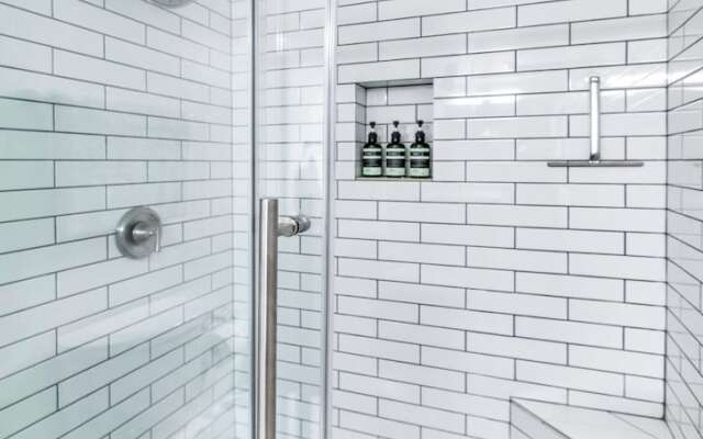 N92s1157 2 Bedroom Condo