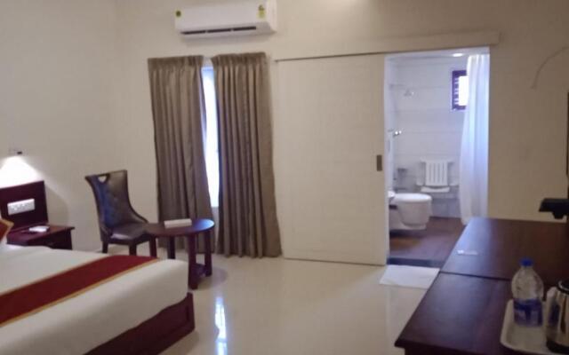 Hotel Palazhi  Pathanapuram