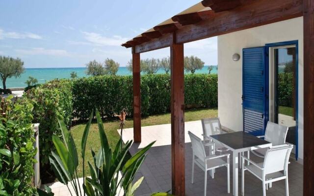 Dolce Mare 1 - Ground Floor With Garden