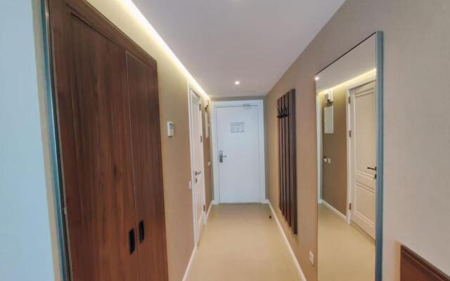 Leo Group BEST STUDIO 2309 Alliance Palace