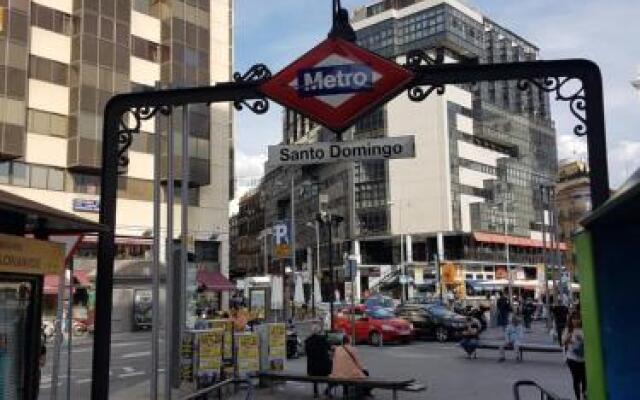 Rentalis Gran Vía Callao