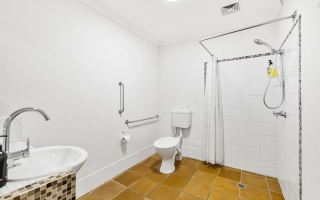 Belaire Place Motel Apartments