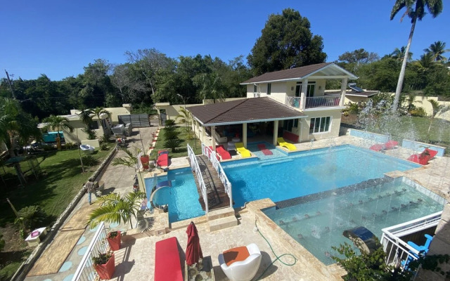 Villa De La Vida