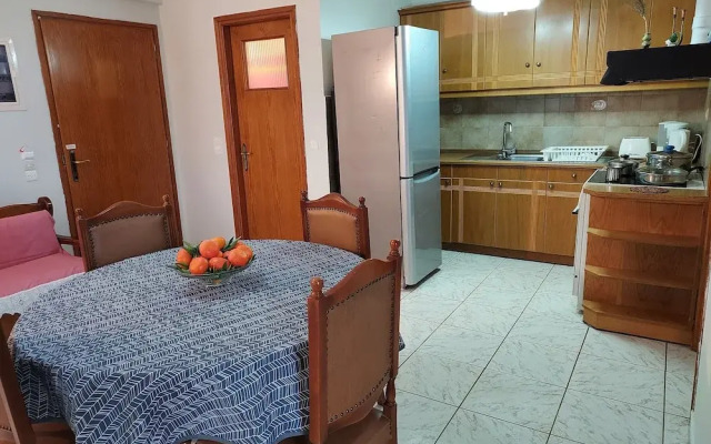 New Panorama Apartments (ELECTRIC CAR CHARGING STATION)