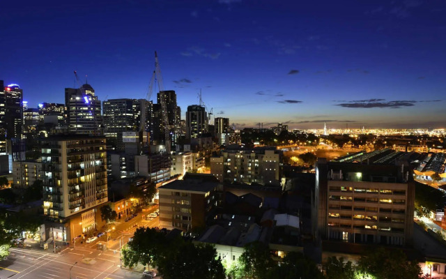 Mercure Melbourne Therry Street
