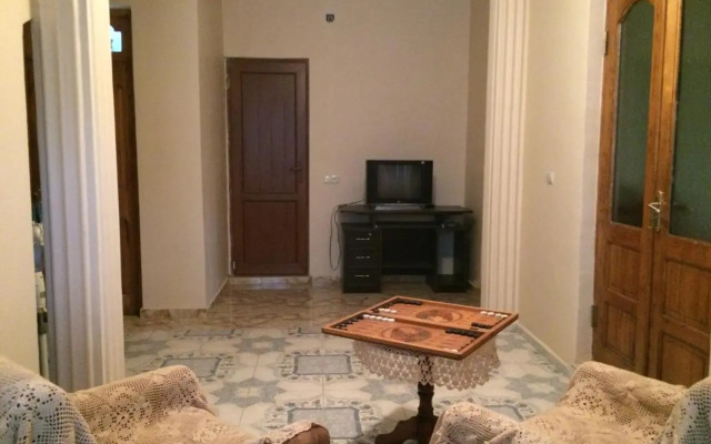 Talo's Guest House
