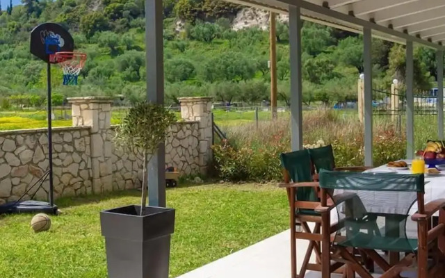 Tsoukalas Residence