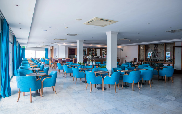 Cynthiana Beach Hotel