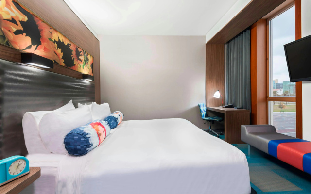 Aloft Orlando Downtown