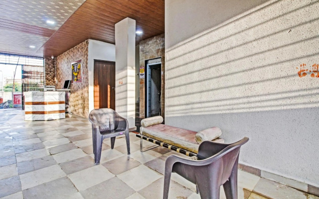 Flagship 93292 Hotel White House