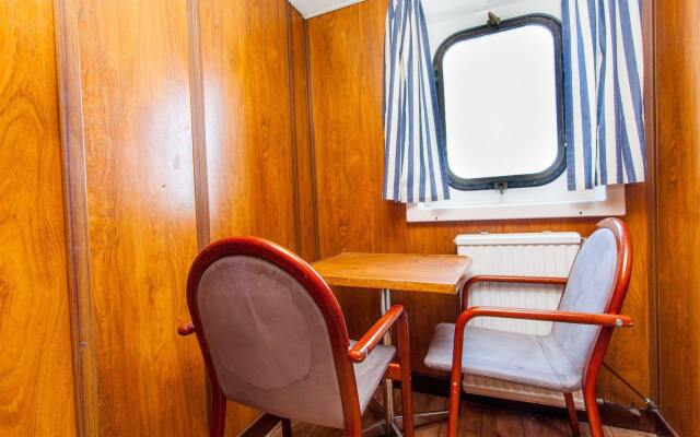 M/S Birger Jarl – Hotel & Hostel