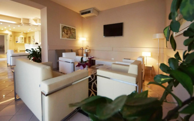 Hotel Dori