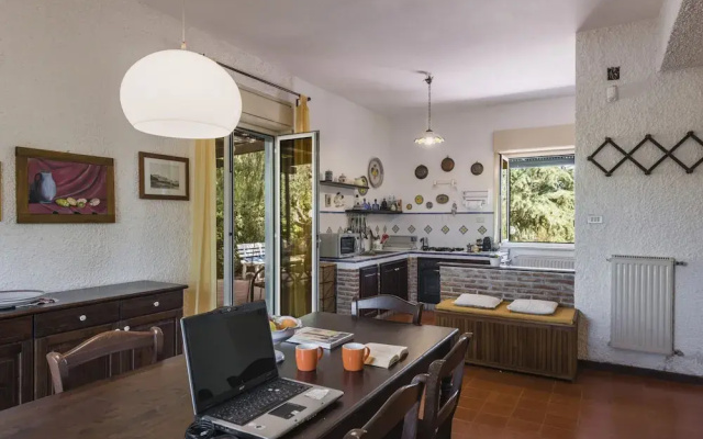 Pedara Escape With Garden by Wonderful Italy