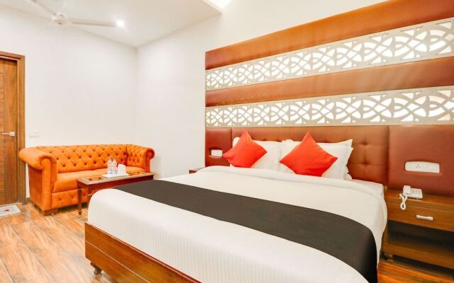 Capital O 44117 Hotel Alphonso