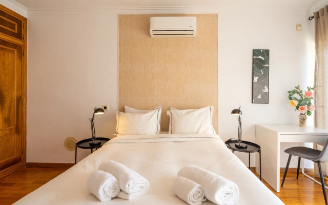 S.SOARES Beach Parede