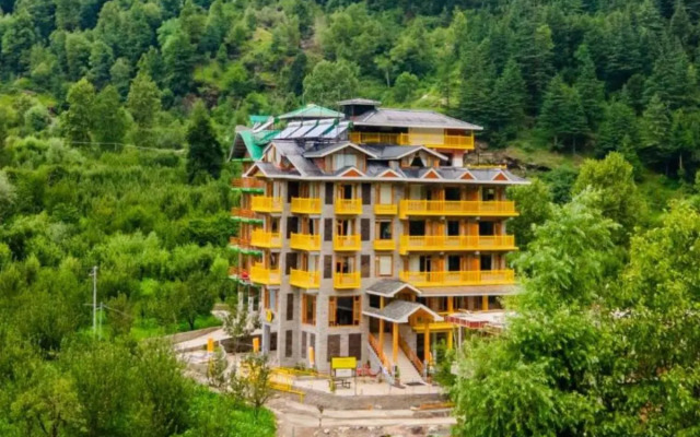 The Hosteller Old Manali, Manu Temple