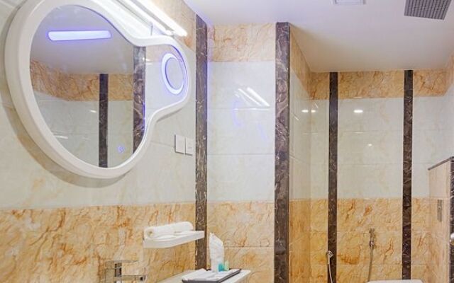 Hotel Lance International