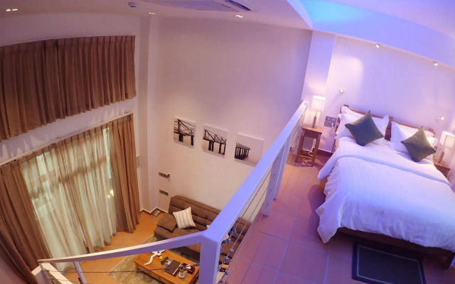 Deluxx Boutique hotel