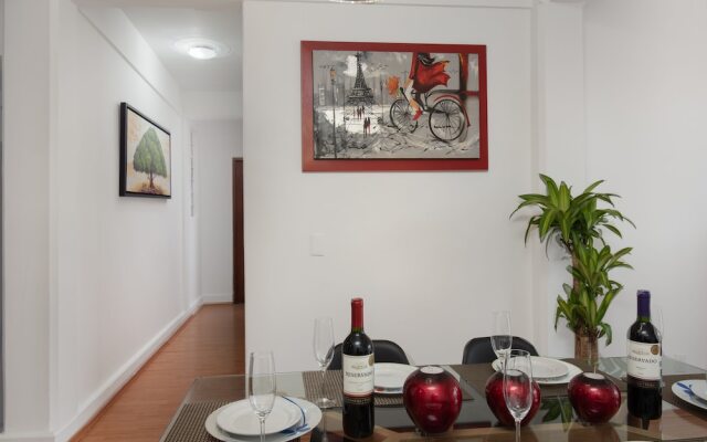 Roma Sur Balcony Apartments - Family Friendly