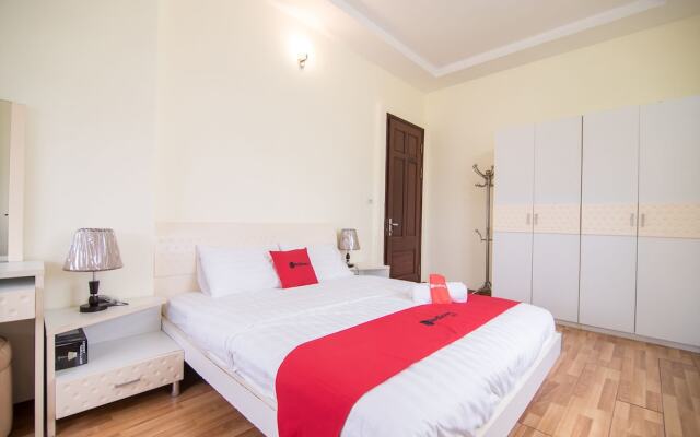 RedDoorz Plus near Benh Vien 108