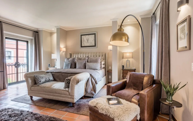 Luxury Villa B&B