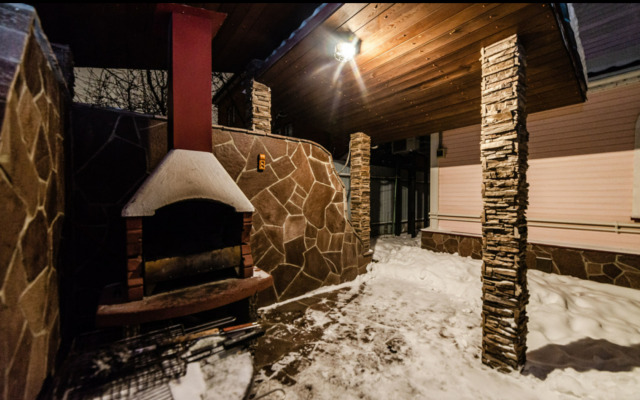 Дом на улице Василия Бутурлина 108