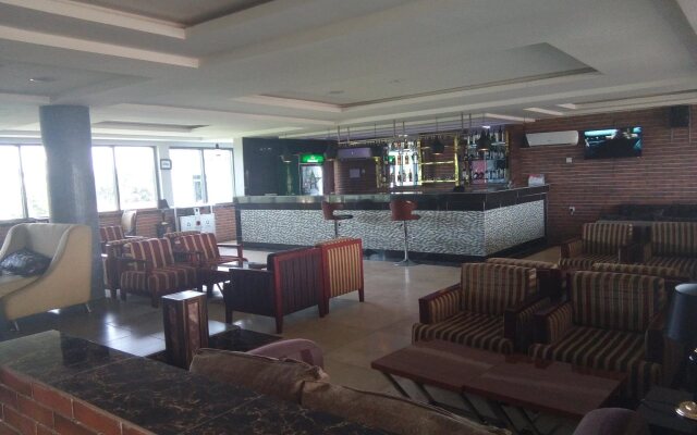 Adig Suites