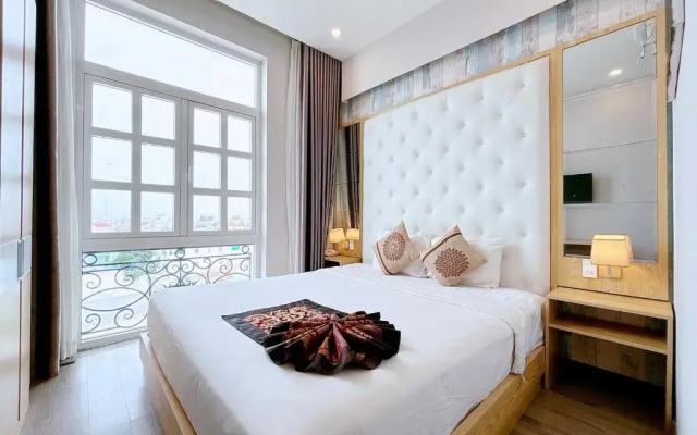 Emerald Ocean Hotel