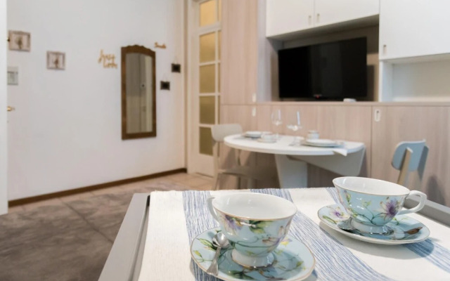 Co-c933-ggar24d1 - Love Smile Apartment