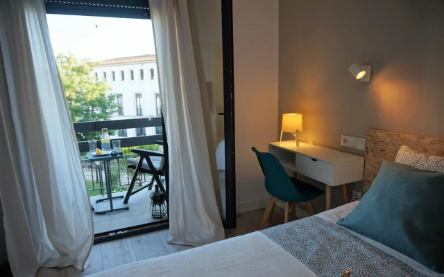 Apartamentos IMPLUVIUM plaza del Parador