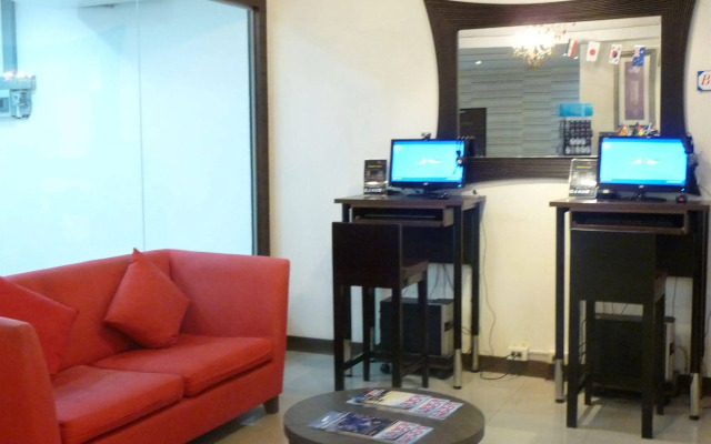 Anya Nana @ Sukhumvit