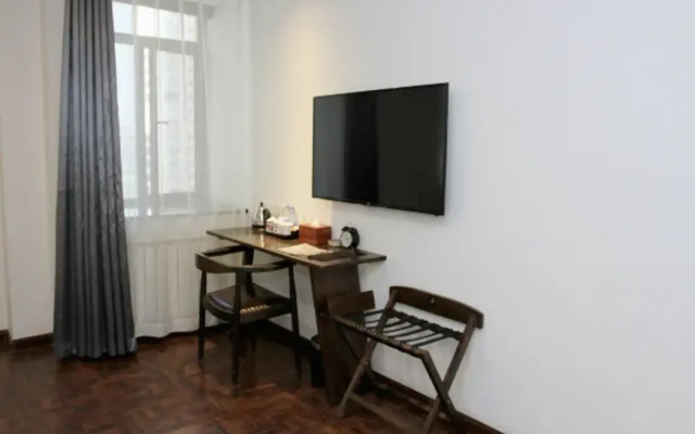 Nostalgia Hotel（Zhangjiakou Wuyi Street）