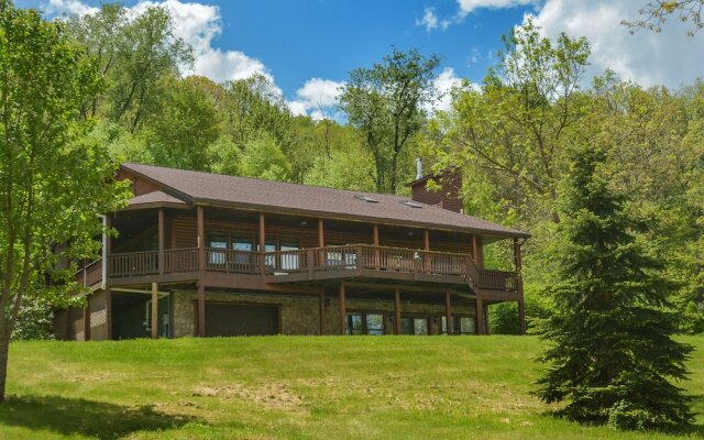 Hillside Retreat 4 Bedroom House