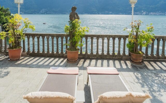 Terrace on Orrido di Nesso Waterfall