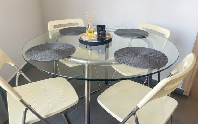 High Speed Holiday Apartment