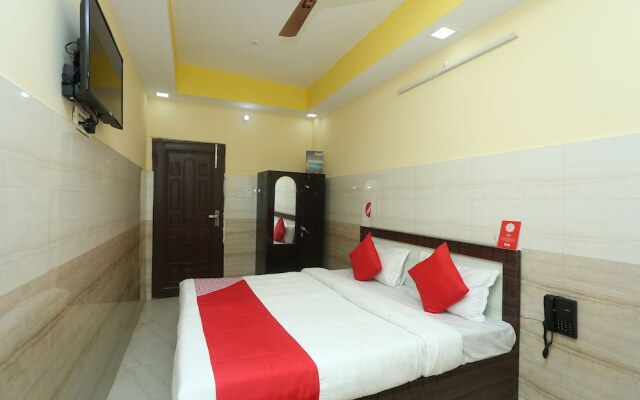 Santosh Residency by OYO Rooms