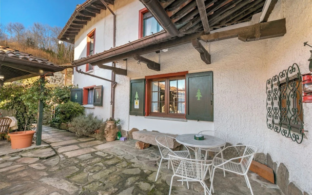 La Lanterna Swimming Pool Retreat