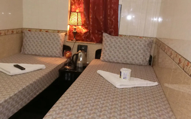 Dutch Hostel