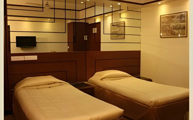 Hotel Karl Residency